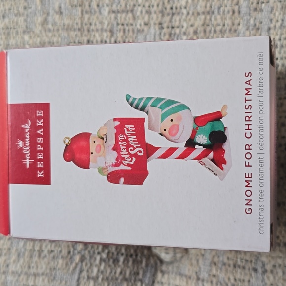 HALLMARK DISNEY KEEPSAKE LETTERS TO SANTA CHRISTMAS TREE ORNAMENT - Picture 7 of 12
